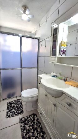 Casa com 03 dormitórios bairro Ouro Branco 