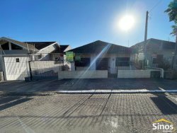 Casa com 03 dormitórios no bairro Boa Vista 