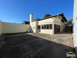 Casa com 03 dormitórios no bairro Boa Vista 