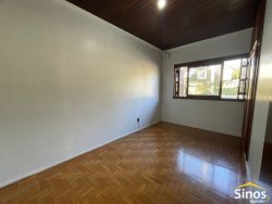 Casa com 03 dormitórios no bairro Boa Vista 