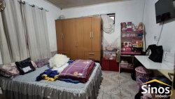 Casa com 03 dormitórios bairro Nova Sapucaia 