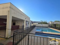 Apartamento térreo com 02 dormitórios no Porto Saint Germain 