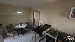 Casa com 03 dormitórios no Bairro Quintas 