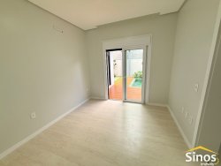 Casa com 03 suítes no bairro Firenze  