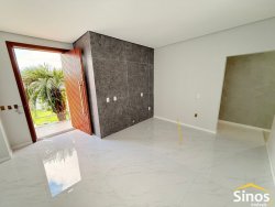 Casa com 03 suítes no bairro Firenze  