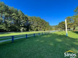 Terreno com 1.000m² no condomínio Country Village  