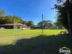 Terreno com 1.000m² no condomínio Country Village  