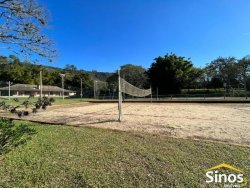 Terreno com 1.000m² no condomínio Country Village  