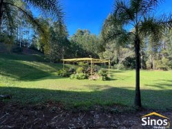 Terreno com 1.000m² no condomínio Country Village  