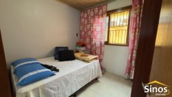 Casa com 03 dormitórios em Lomba Grande 