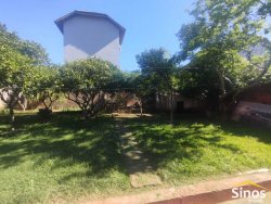 Casa com 03 dormitórios no bairro Rondônia 