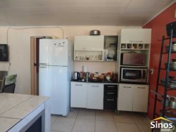 Casa com 03 dormitórios no bairro Rondônia 