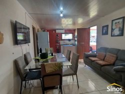 Casa com 03 dormitórios no bairro Rondônia 