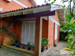 Casa com 04 dormitórios no bairro Campestre 