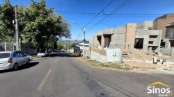 Casa com 04 dormitórios no bairro Campestre 