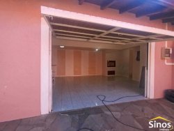 Casa com 04 dormitórios no bairro Rondônia 