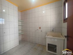 Casa com 04 dormitórios no bairro Rondônia 