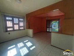 Casa com 04 dormitórios no bairro Rondônia 