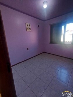 Casa com 04 dormitórios no bairro Rondônia 