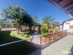 Casa com 04 dormitórios no bairro Rondônia 