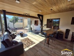 Casa com 03 dormitórios no bairro Nova Sapucaia 