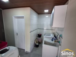 Casa com 03 dormitórios no bairro Feitoria 