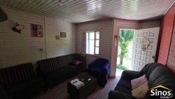 Terreno com 02 casas no loteamento Jardim Imperial  