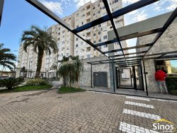 Apartamento térreo com 02 dormitórios no Residencial Porto Trindad 