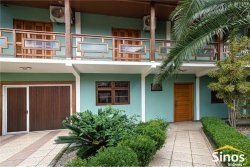 Casa com 05 suítes no bairro Imigrante Norte 