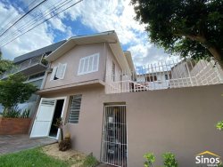 Casa com 03 dormitórios para locação no bairro Ideal 