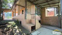 Casa com 02 dormitórios em Lomba Grande 