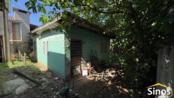 Casa com 02 dormitórios em Lomba Grande 