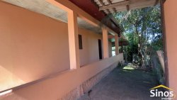Casa com 02 dormitórios em Lomba Grande 