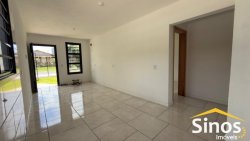 Casa com 02 dormitórios no bairro Lomba Grande 