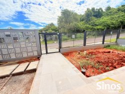 Apartamento com 02 dormitórios no Residencial Visconde  