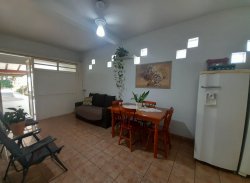 Casa com 02 dormitórios no bairro Canudos 