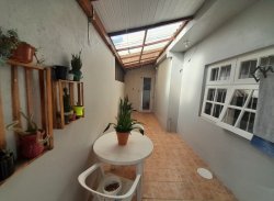 Casa com 02 dormitórios no bairro Canudos 