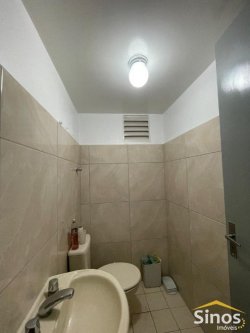 Sala comercial para locação no Centro 