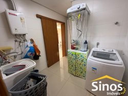 Casa com 03 dormitórios no bairro Hamburgo Velho    