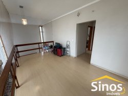Casa com 03 dormitórios no bairro Hamburgo Velho    
