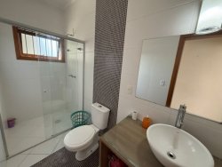 Casa com 03 dormitórios no bairro Hamburgo Velho    