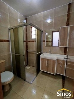 Casa com 03 dormitórios no bairro Hamburgo Velho 