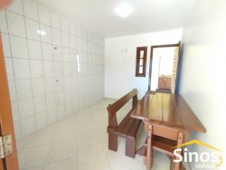 Casa com 03 dormitórios no bairro Hamburgo Velho 