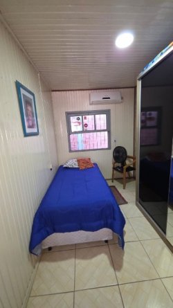 Casa mista com 04 dormitórios no Bairro Ideal 