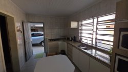 Casa mista com 04 dormitórios no Bairro Ideal 