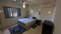 Casa mista com 04 dormitórios no Bairro Ideal 