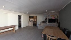 Casa mista com 04 dormitórios no Bairro Ideal 