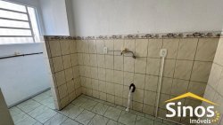 Apartamento térreo com 02 dormitórios para locação no bairro Canudos  