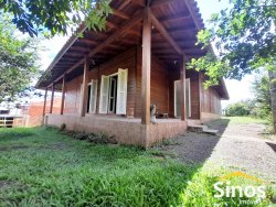 Casa com 02 dormitórios no bairro Campestre 