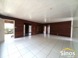 Casa com 02 dormitórios no bairro Campestre 